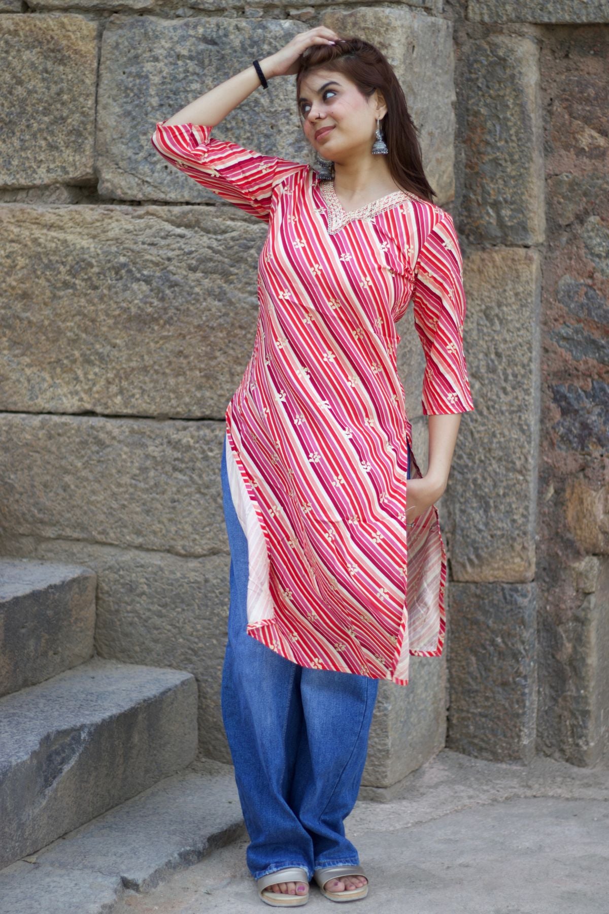 Rayon Jaipuri Print Straight Kurta With Gota Patti in Pink