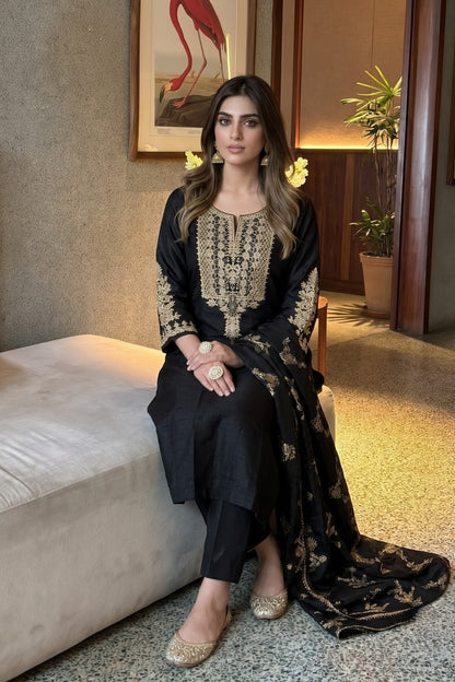 Black Silk Zardozi Straight Kurta Set With Banarasi Dupatta