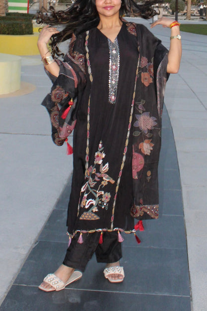 Pure Crepe Straight Kurta Set With Printed Dupatta